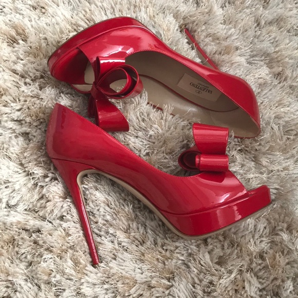 Patent leather d’Orsay Valentino platform pumps - Picture 4 of 7